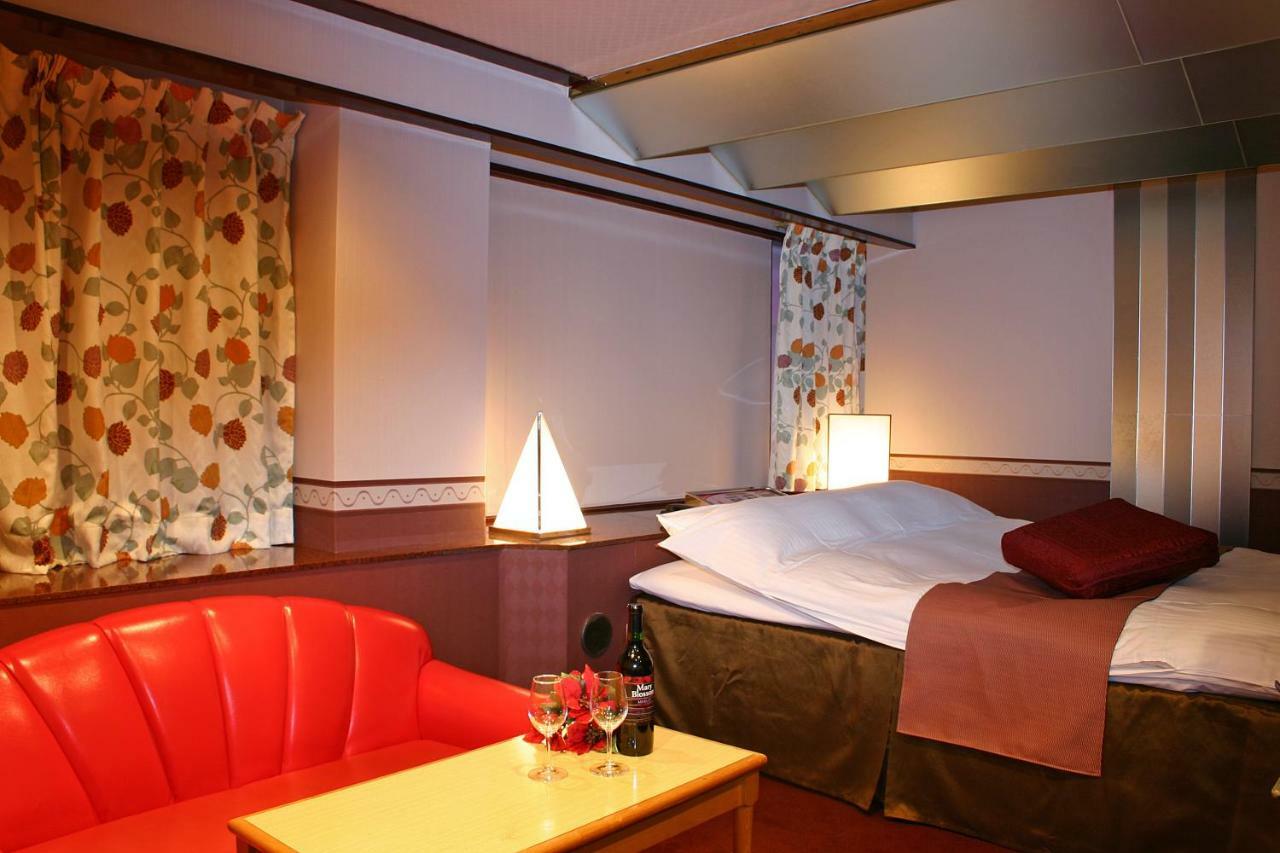 Hotel Chapel Story Sakaihigashi (Adults Only) Sakai  Extérieur photo